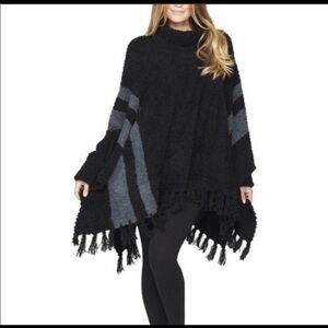 Barefoot Dreams black & gray beach fringe poncho one size